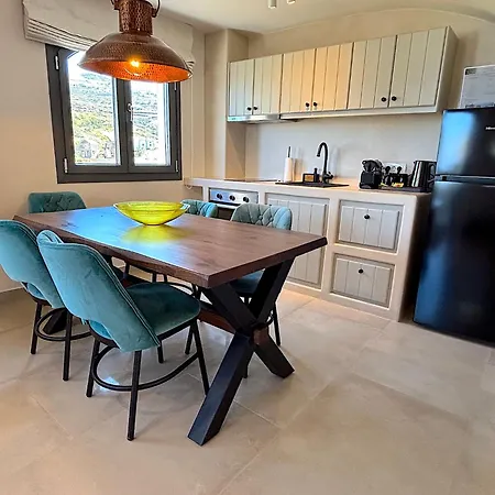 Denisa 1 Villa *